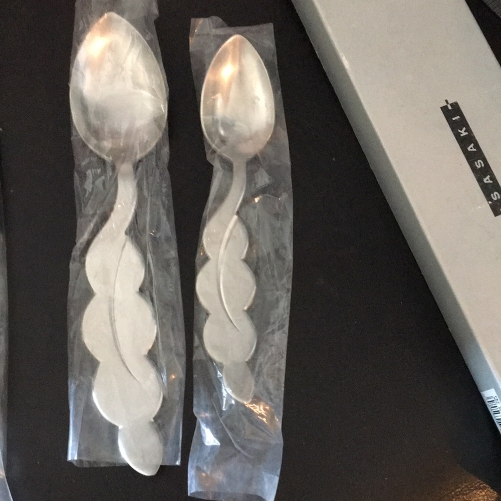 Sasaki Leaf Soup & Teaspoon